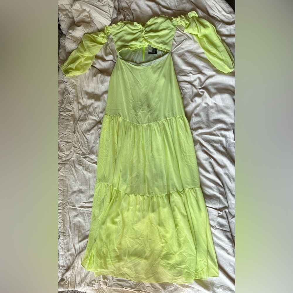 Beautiful boutique dress, tags still on
